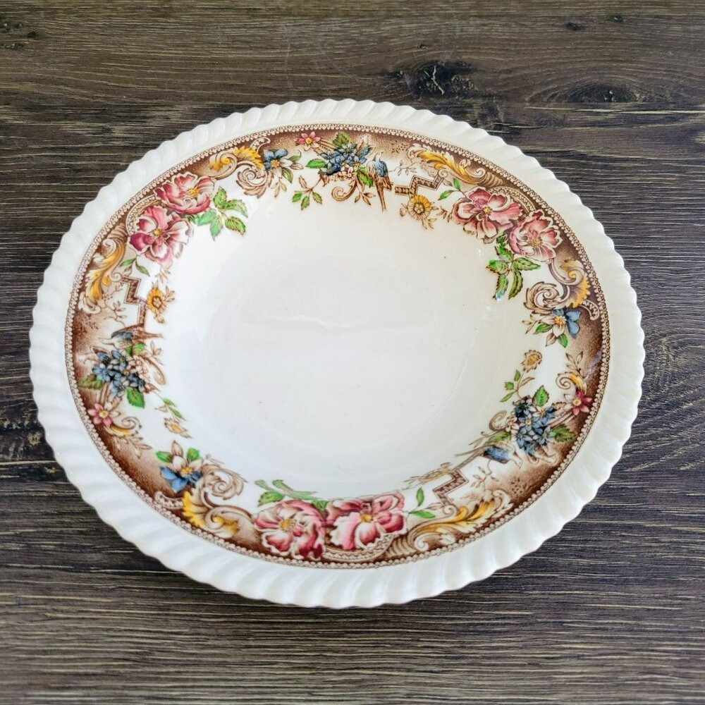 Vintage Johnson Bros Devonshire Soup Bowl Set Of 2, Old English Floral & Bird - Picture 2 of 14